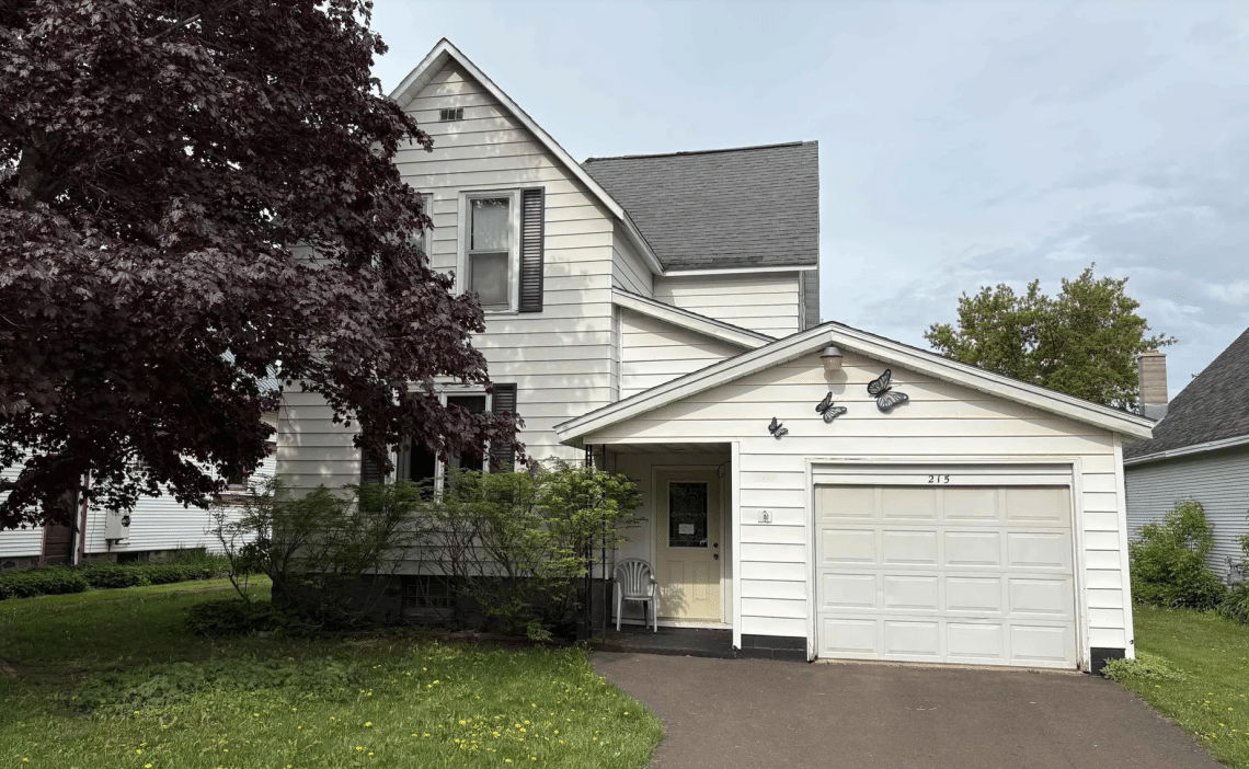 affordable michigan upper peninsula home